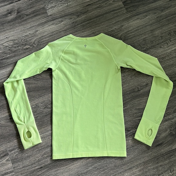 Ivivva long sleeve top - Picture 2 of 10